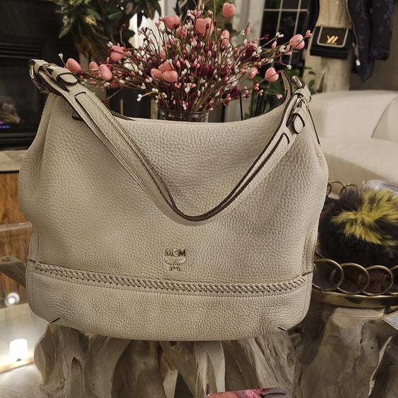 MCM White Leather Hobo Bag - Picture 15 of 15